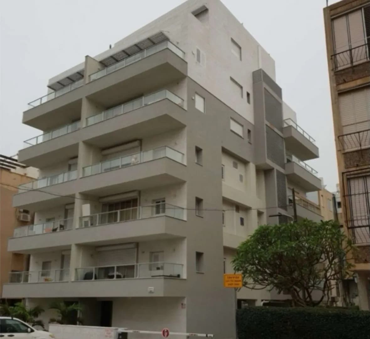 23 Hareshet Street, Bat Yam